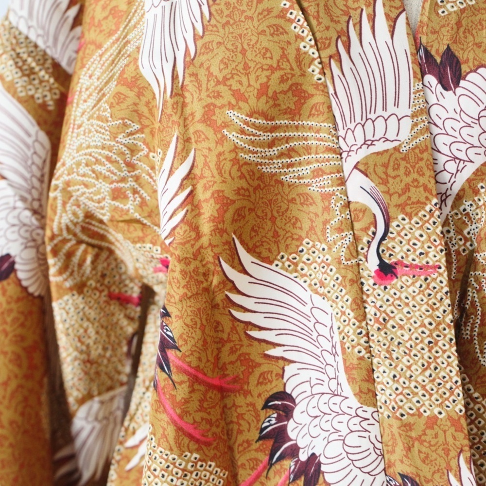Japanese Haori / Kimono Robe - Gold yellow Crane Patern - Unisex OS - Picture 5 of 7